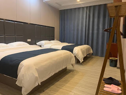 Qingtian Jiangnan Hotel