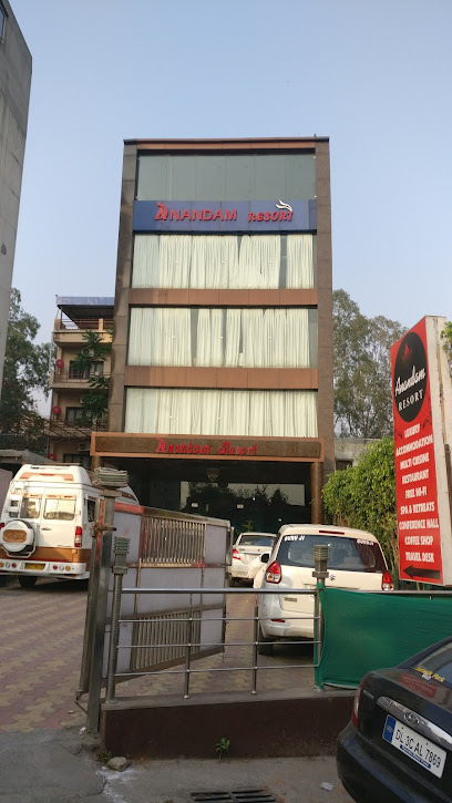 Ananda Hotel