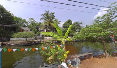 OYO 28401 Relax In Kerala Diamond Houseboat