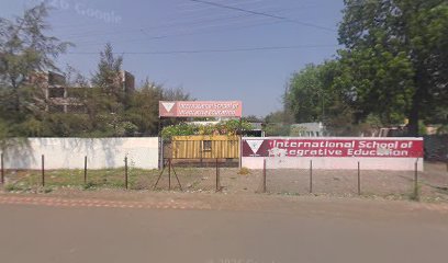 Hotel Durvankur (Lawn)