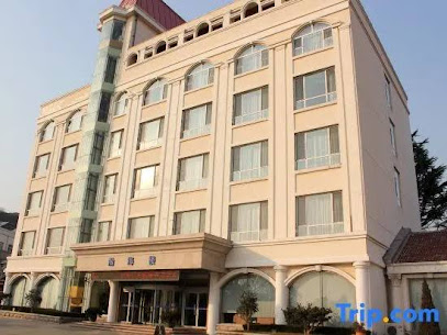 威海电子宾馆（东南门）