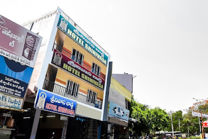 OYO Srinivasa Residency Lodge