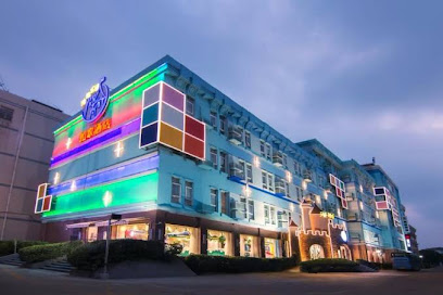漫趣乐园酒店如家上海浦东机场店