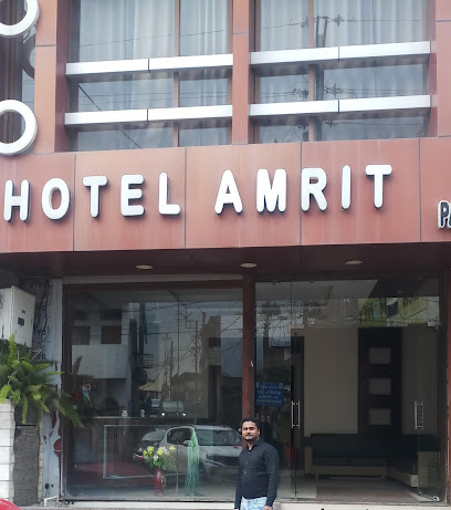 hotel amrit palace ujjain