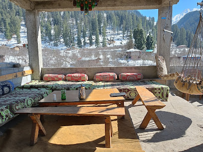 Apple Cottage Homestay and Cafe Kalgha