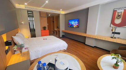 City home · Cloud Hotel