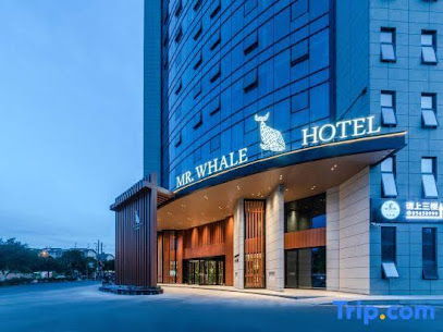 Mr.Whale Hotel