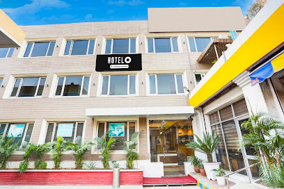 Hotel O Amritsar Near Bus Stand