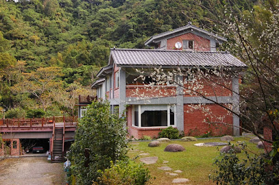 苗栗南庄蓬萊伴月民宿