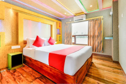 OYO Houseboat Anugraha Deluxe
