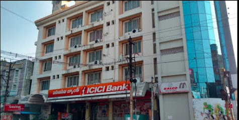 OYO Flagship Santhi Grand