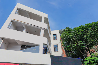 Hotel O Gomti Nagar Near Malhaur Railway Station