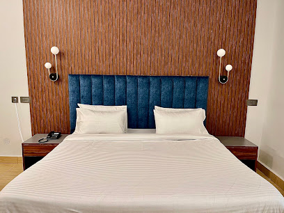 Hotel TRG