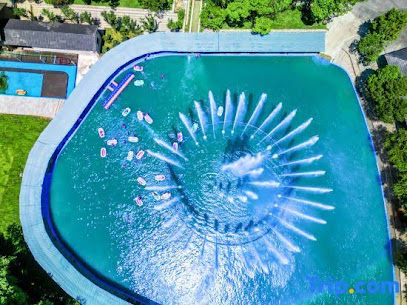 中南百草原度假酒店