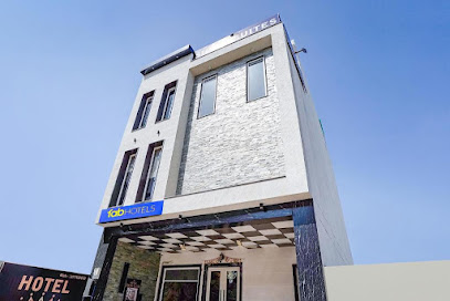 FabHotel Sirtaj Suites