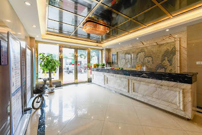 八度酒店