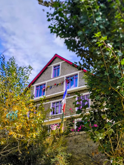 The Pahadi Ghar-Darcha (Homestay)