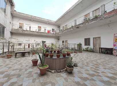 Raj Hotel