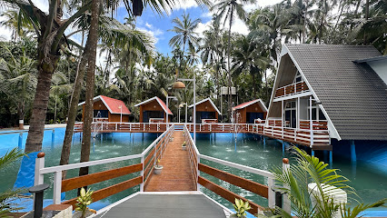 7 Oceans Resort