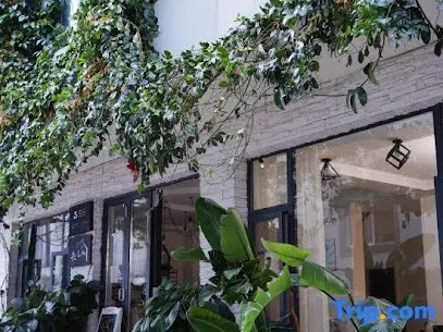 Weijianshan Guesthouse