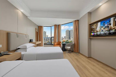 Yunji Hotel