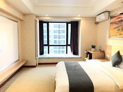 Xi＇an Phoenix Holiday Cinema Hotel