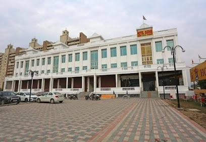 Capital O Sudhir Hotel And Banquet