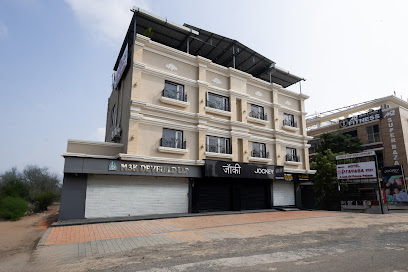 Hotel Pravasa Stay, Luv Kush Square