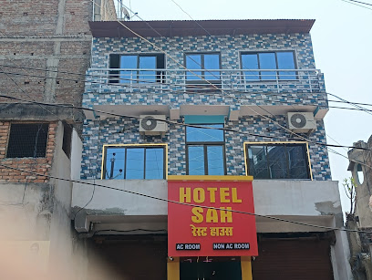 Hotel sah rest house