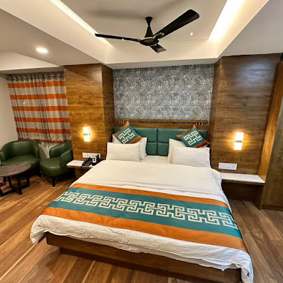 Hotel G R T Square