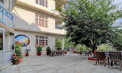 Treebo Trend Sky Villa - Hotel in Dharamshala