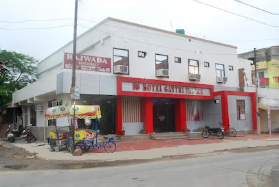 Hotel O by OYO Gayatri Palace