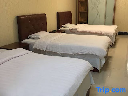 Miluo Sunshine Hotel