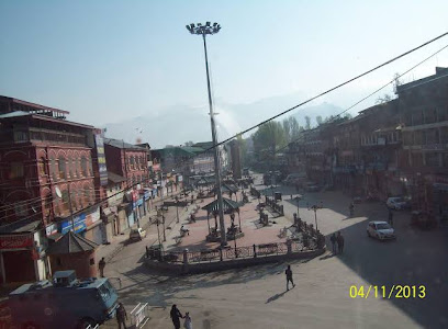 Lala Rukh Hotel and Resturant