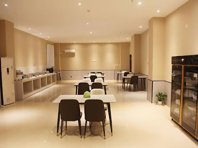 Iu Hotel (Yingtan Railway Station Store