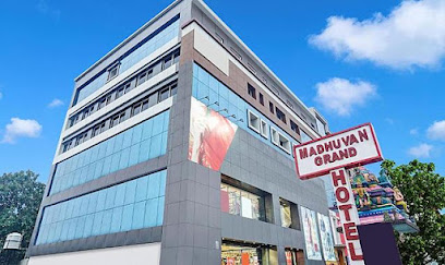 FabHotel Madhuvan Grand - Hotel in Enikepadu, Vijayawada