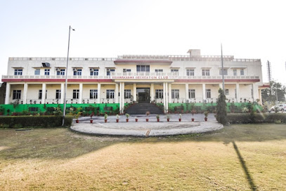 OYO Vishwakarma Recreation Club
