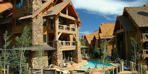 Bear Paw Lodge