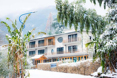 七房间·山川乡居