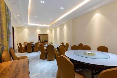 Revolutionary Tradition Academy Hotel