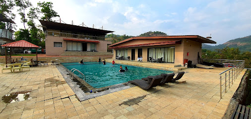 Lake Mansion
