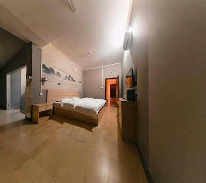Huahui Hotel