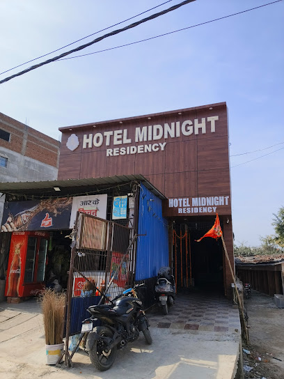 HOTEL MIDNIGHT