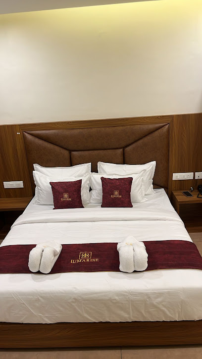 Lumarise Hotel