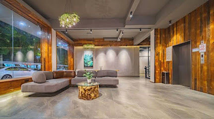 Xiya Hotel Maoming Renmin South high speed railway station