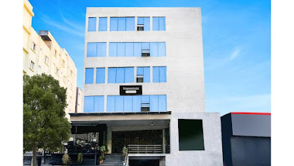 Super Townhouse by OYO HITEC City Metro Station Formerly JKC Grand