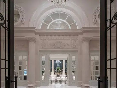 The Dragon Hotel at Taohuayuan