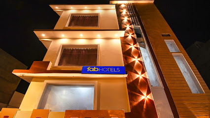 FabHotel Geeta Bhawan