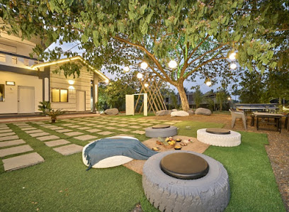 Lakefront Villa by Ekostay