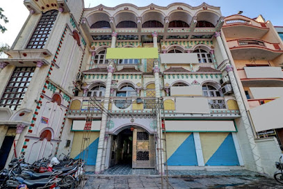 OYO 74957 Hotal Niwari House